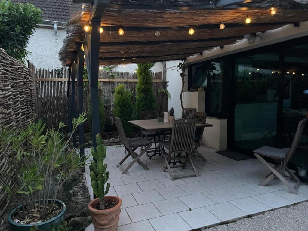 Gite Et Studios Les Barongeres Farges-les-Chalon Buitenkant foto
